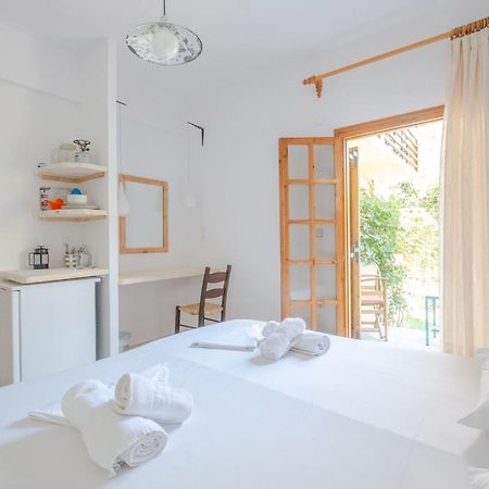 Irtakina Apartment Sougia Exterior foto