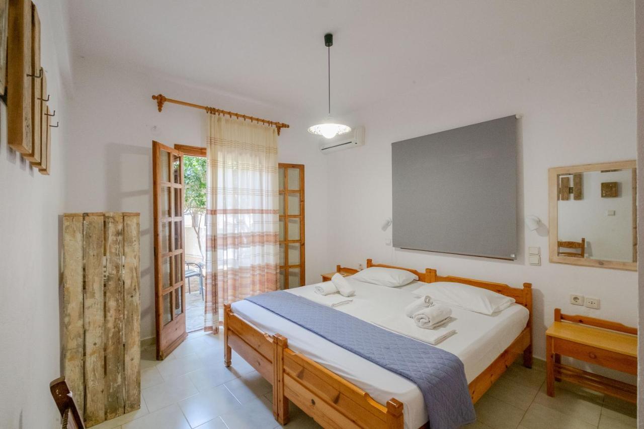 Irtakina Apartment Sougia Exterior foto